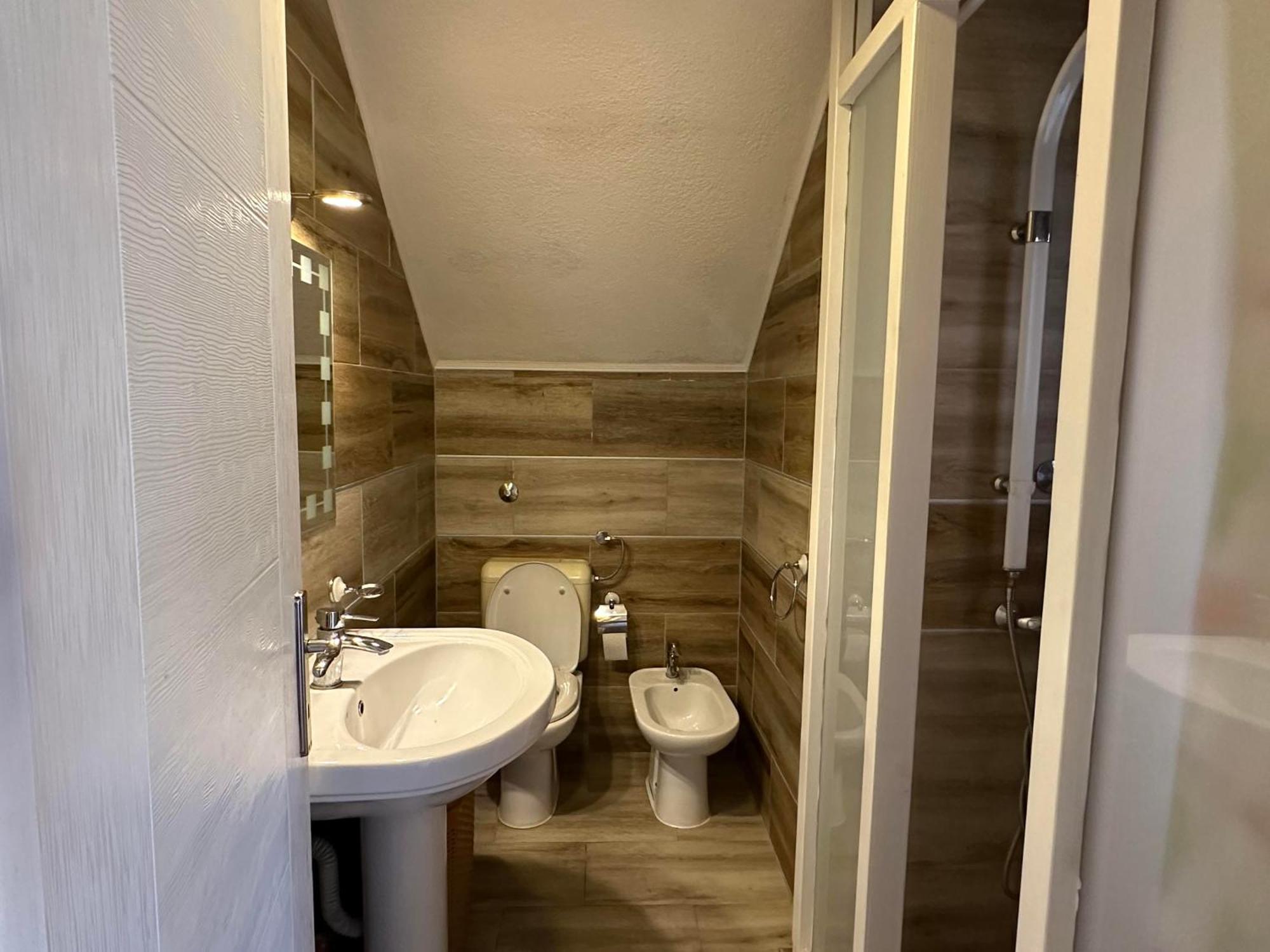 Guesthouse Mema Сараєво Екстер'єр фото